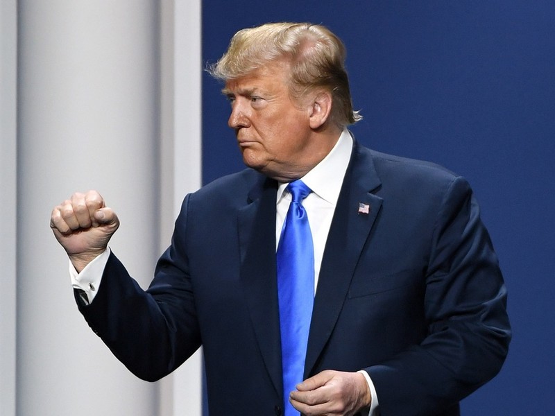 Ông Donald Trump tin rằng thuế quan đem lại lợi ích cho Mỹ trong quan hệ mậu dịch với Trung Quốc Ông Donald Trump tin rằng thuế quan đem lại lợi ích cho Mỹ trong quan hệ mậu dịch với Trung Quốc