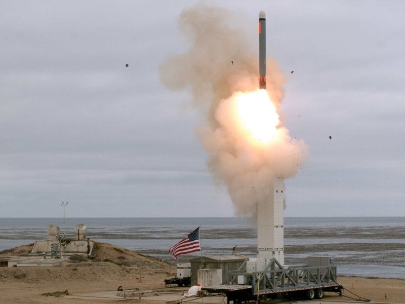 Ông Mark Esper: vụ phóng thử tên lửa hành trình thông thường trên mặt đất mà Mỹ tiến hành mới đây nhằm kiềm chế Trung Quốc