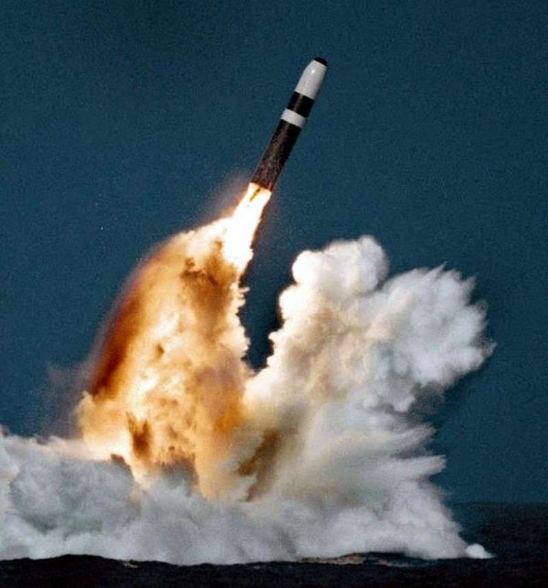 Tên lửa Triden II của Mỹ phóng từ tàu ngầm