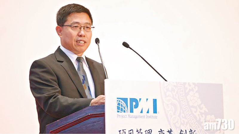 Ông Liễu Trung Tam khi còn ở trong nước Trung Quốc Ông Liễu Trung Tam khi còn ở trong nước Trung Quốc