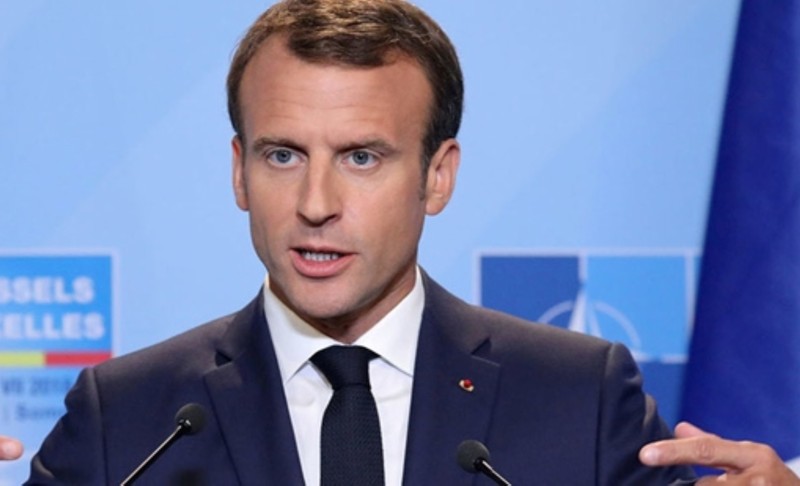 Ông Emmanuel Macron kêu gọi EU xem xét lại quan hệ và khôi phục việc đàm phán với Nga Ông Emmanuel Macron kêu gọi EU xem xét lại quan hệ và khôi phục việc đàm phán với Nga