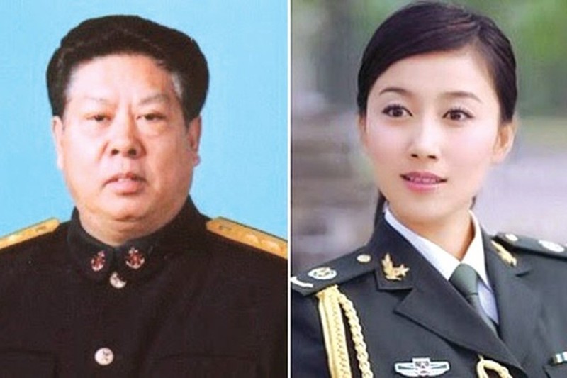 Trung tướng Phó Tư lệnh Hải quân Vương Thủ Nghiệp bị rơi lon, vào tù vì người tình Tưởng Văn.