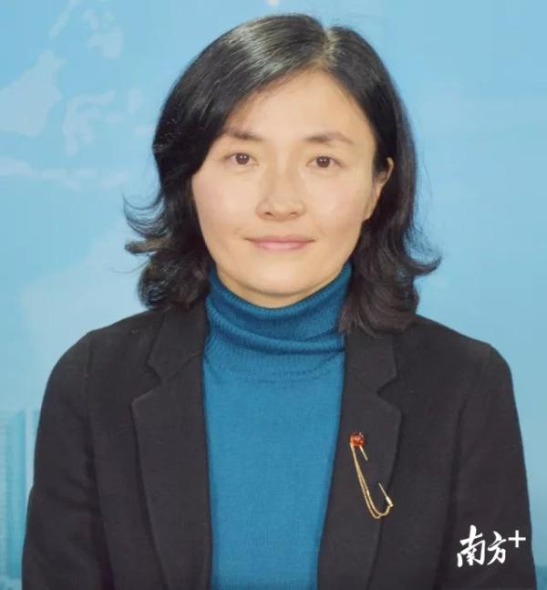 Vương Oanh, Bí thư đảng ủy, Giám đốc bệnh viện Bác Ái, Trung Sơn mất chức vì "đổi sắc lấy quyền, đổi tiền lấy tình". Vương Oanh, Bí thư đảng ủy, Giám đốc bệnh viện Bác Ái, Trung Sơn mất chức vì "đổi sắc lấy quyền, đổi tiền lấy tình".