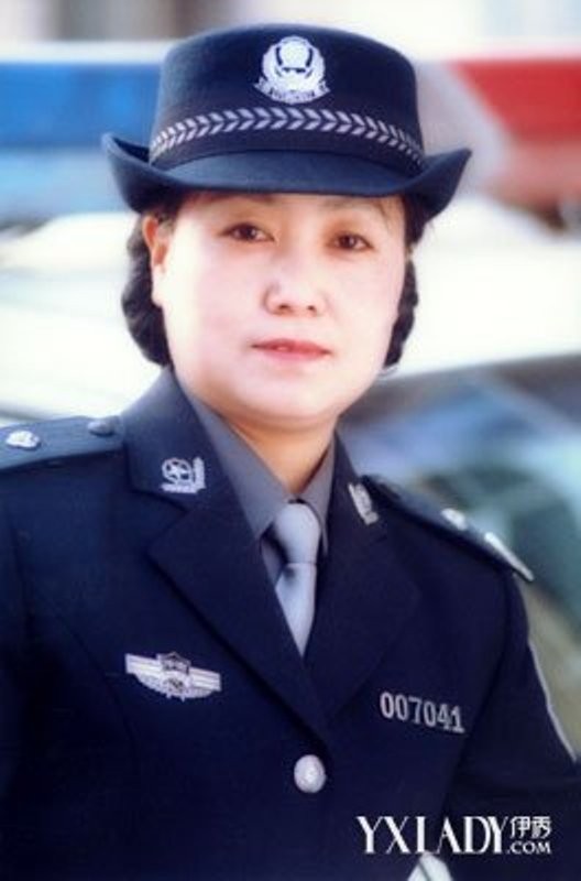 An Huệ Quân - nữ Cục trưởng Công an dâm loạn. An Huệ Quân - nữ Cục trưởng Công an dâm loạn.