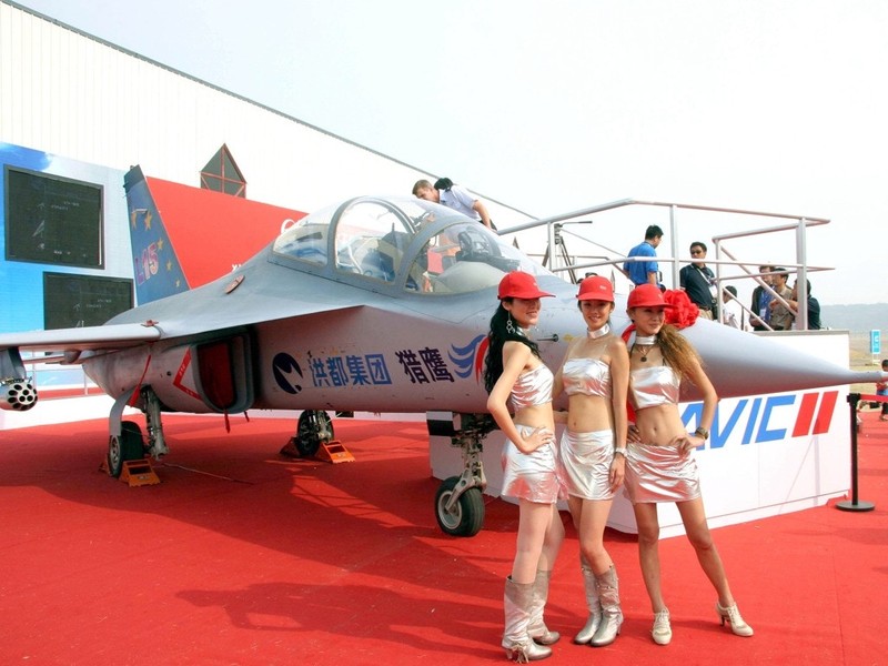 Máy bay huấn luyện L-15 của Trung Quốc.