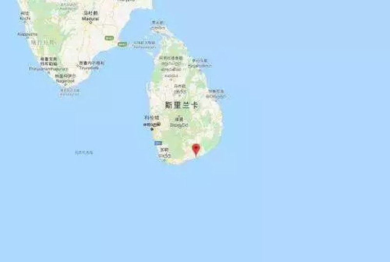 Vị trí của cảng nước sâu Hambantota trên bản đồ Sri Lanka. Vị trí của cảng nước sâu Hambantota trên bản đồ Sri Lanka.