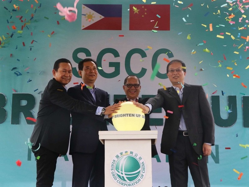 China Grid hợp tác với công ty của Philippines để xây dựng mạng lưới truyền tải điện nông thôn nước này. China Grid hợp tác với công ty của Philippines để xây dựng mạng lưới truyền tải điện nông thôn nước này.