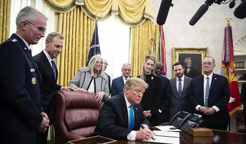 Hồi tháng 2 năm nay, Tổng thống Donald Trump đã ký quyết định thành lập quân chủng Không gian Vũ trụ.