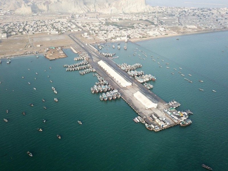 Cảng biển Gwadar ở Nam Pakistan một công trình trọng điểm trong chiến lược “Vành đai, con đường” được Trung Quốc đầu tư xây dựng. Cảng biển Gwadar ở Nam Pakistan một công trình trọng điểm trong chiến lược “Vành đai, con đường” được Trung Quốc đầu tư xây dựng.