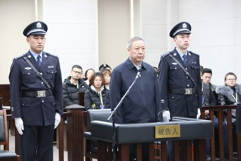 Bạch Hướng Quần, Phó Chủ tịch Khu tự trị Nội Mông bị đưa ra xét xử. (Ảnh: Tân Hoa xã)