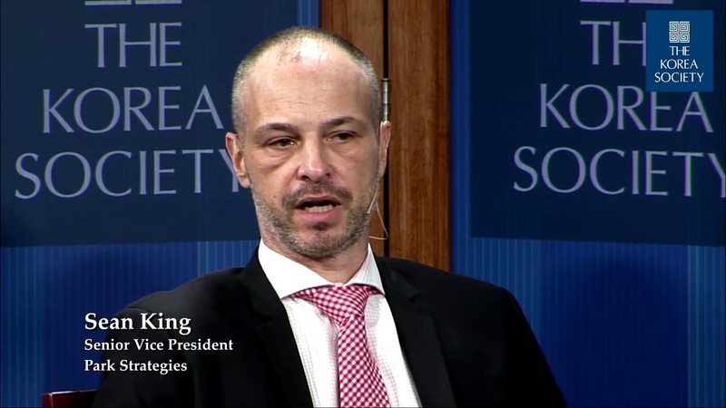 Ông Sean King: “Phủ nhận sự tồn tại của Đài Loan là phủ nhận quyền của những người ở Đài Loan muốnnhận là người Trung Quốc và gần như dồn Đài Loan vào một góc để thiết lập sự độc lập của riêng mình” (Ảnh: Youtube)