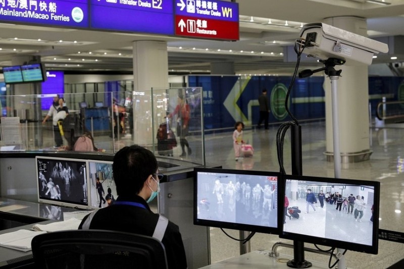 Các biện pháp giám sát hành khách đến từ Vũ Hán đang được thực hiện tại nhiều sân bay ở Trung Quốc và các nước khác (Ảnh: AP) Các biện pháp giám sát hành khách đến từ Vũ Hán đang được thực hiện tại nhiều sân bay ở Trung Quốc và các nước khác (Ảnh: AP)