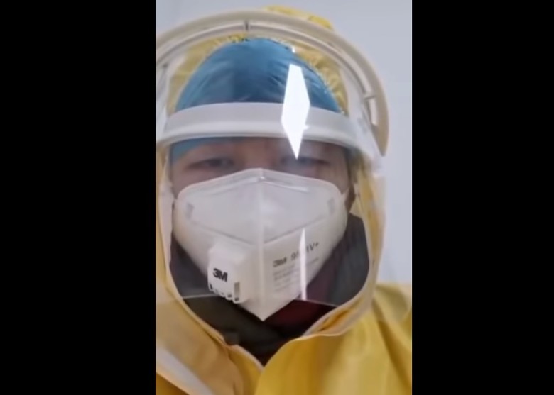 Người nữ y tá làm video nói về thực trạng tình hình dịch bệnh gây xôn xao dư luận (Ảnh: Đông Phương).