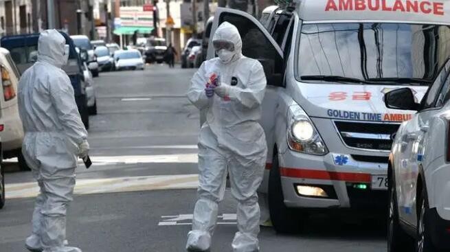 Dịch bệnh COVID-19 đang lây lan rất nhanh ở Hàn Quốc, số lượng bệnh nhân đã tới 3.736 người (Ảnh: Yonhap). Dịch bệnh COVID-19 đang lây lan rất nhanh ở Hàn Quốc, số lượng bệnh nhân đã tới 3.736 người (Ảnh: Yonhap).