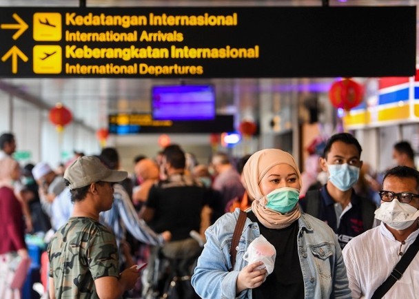 Indonesia là quốc gia Đông Nam Á mới nhất bị dịch bệnh COVID-19 tấn xcoong (Ảnh: Đông Phương).