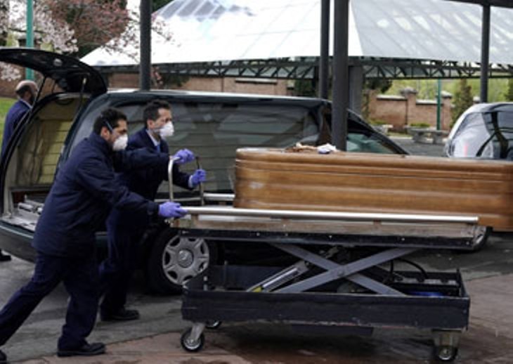 Số người chết ở Tây Ban Nha đã nhiều thứ 2 thế giới (Ảnh: AP).