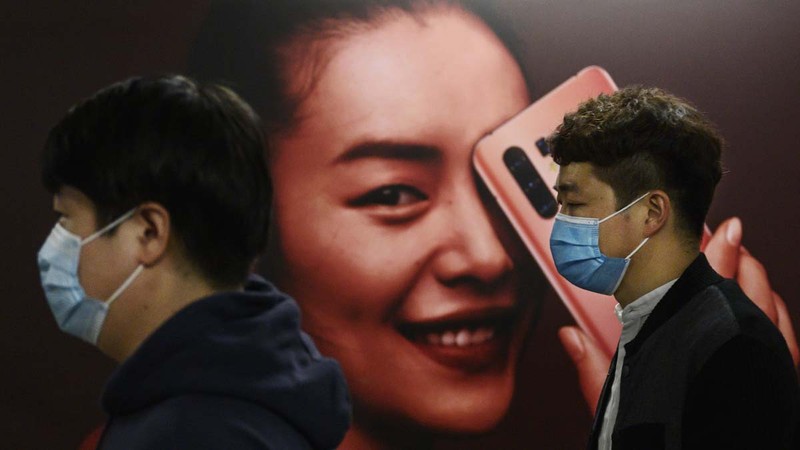 Vụ lây nhiễm tập thể do quan hệ tình ái phức tạp khiến nhiều người lo ngại về nguy cơ bùng phát dịch (Ảnh: Getty).