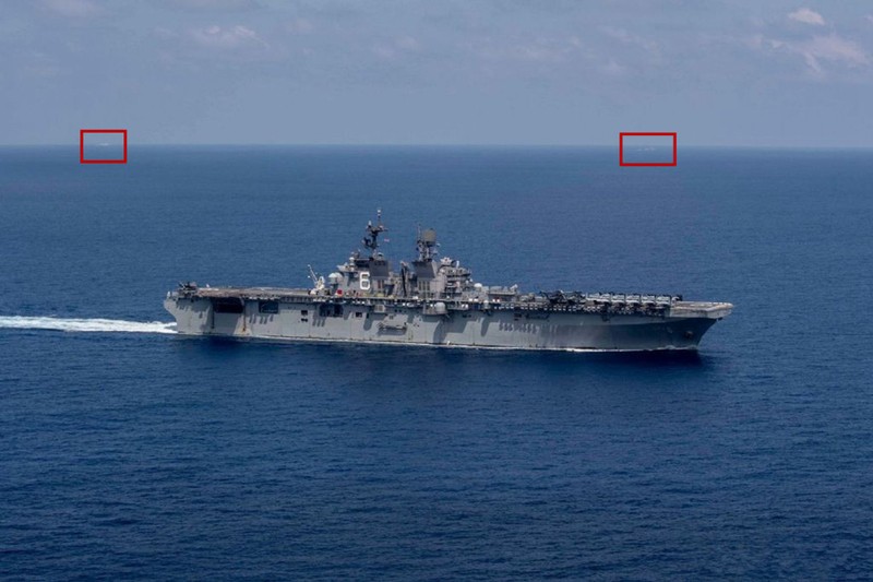 Tàu đổ bộ tấn công USS America hoạt động trên Biển Đông ngày 18/4 (Ảnh: US Navy). Tàu đổ bộ tấn công USS America hoạt động trên Biển Đông ngày 18/4 (Ảnh: US Navy).