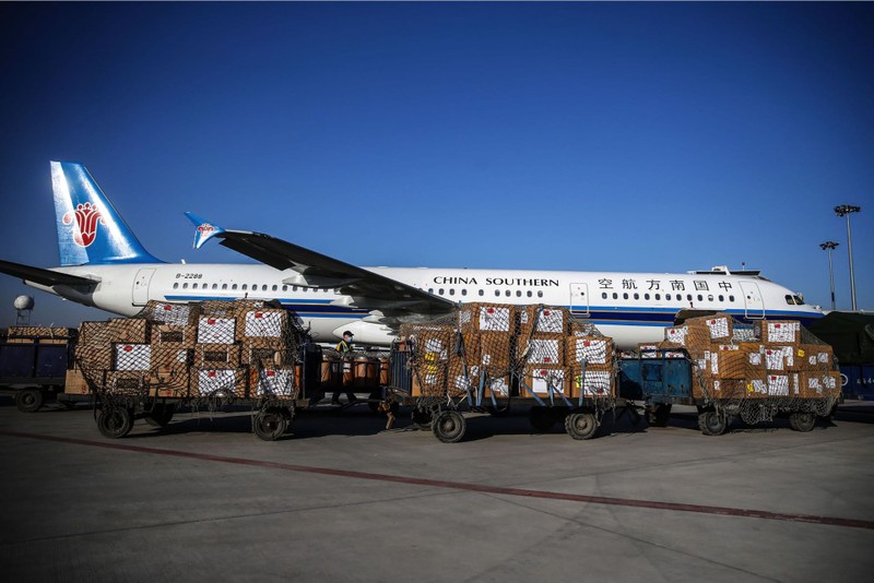 Báo Pháp Le Monde: Trung Quốc gửi 28 tỷ khẩu trang tới 130 quốc gia nhưng không cải thiện được hình ảnh của họ (Ảnh: Đa Chiều). Báo Pháp Le Monde: Trung Quốc gửi 28 tỷ khẩu trang tới 130 quốc gia nhưng không cải thiện được hình ảnh của họ (Ảnh: Đa Chiều).