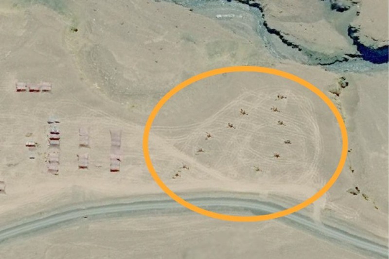 Một trận địa pháo binh của PLA ở gần khu vực xảy ra đụng độ (Ảnh: Weibo) Một trận địa pháo binh của PLA ở gần khu vực xảy ra đụng độ (Ảnh: Weibo)