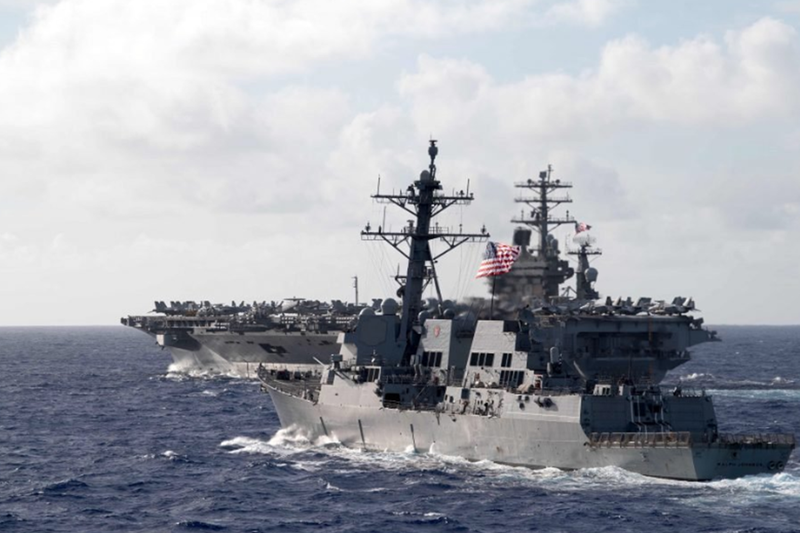Mỹ ngày càng tăng cường sự có mặt quân sự trên Biển Đông để "kiềm chế Trung Quốc" (Ảnh: US Navy).