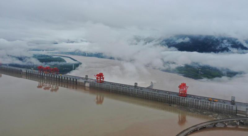 Mực nước hồ Tam Hiệp hiện ở mức rất cao, khiến dư luận lo ngại (Ảnh: Thecover.cn).