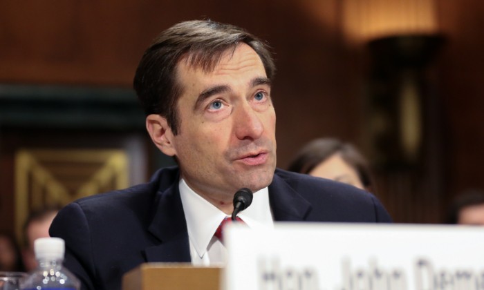 Ông Ông John Demers, Trợ lý Bộ trưởng Tư pháp Mỹ cáo buộc 4 quân nhân Trung Quốc phạm tội lừa đảo visa (Ảnh: DJY). Ông Ông John Demers, Trợ lý Bộ trưởng Tư pháp Mỹ cáo buộc 4 quân nhân Trung Quốc phạm tội lừa đảo visa (Ảnh: DJY).