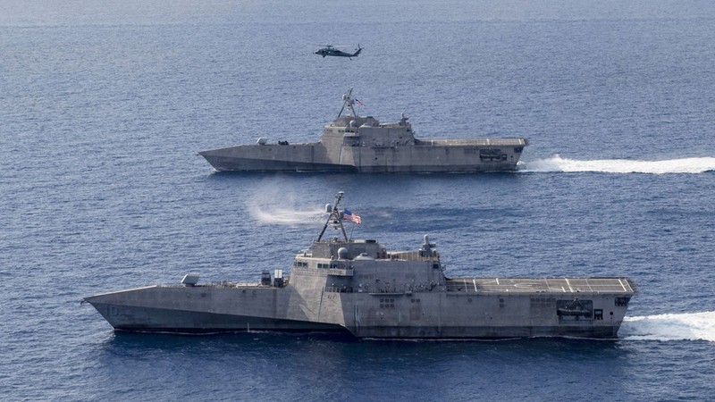 Các tàu tác chiến biển gần của Mỹ tiến hành tuần tra "thực hiện tự do hàng hải" trên Biển Đông (Ảnh: US Navy). Các tàu tác chiến biển gần của Mỹ tiến hành tuần tra "thực hiện tự do hàng hải" trên Biển Đông (Ảnh: US Navy).