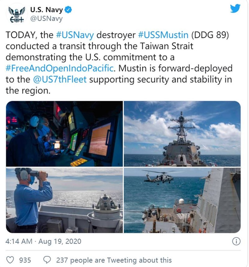 Trang Twitter của Hải quân Mỹ đưa tin về chuyến đi xuyên eo biển Đài Loan của tàu khu trục Mustin (Ảnh: Đa Chiều).