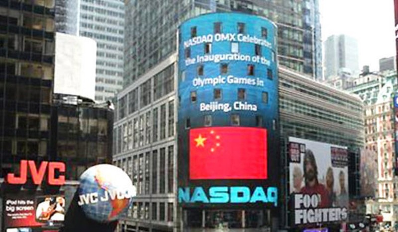 Sau các ứng dụng di động, đến lượt cổ phiếu Trung Quốc bị Mỹ "sờ gáy" (Ảnh: Financial Times).