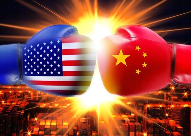 Chủ tịch CFR: “Bất kể ai thắng, thì chính sách của Hoa Kỳ đối với Trung Quốc trong 5 năm tới sẽ cứng rắn hơn so với 5 năm qua. Trung Quốc đã thay đổi và quan điểm của Hoa Kỳ với Trung Quốc cũng đã thay đổi”. Chủ tịch CFR: “Bất kể ai thắng, thì chính sách của Hoa Kỳ đối với Trung Quốc trong 5 năm tới sẽ cứng rắn hơn so với 5 năm qua. Trung Quốc đã thay đổi và quan điểm của Hoa Kỳ với Trung Quốc cũng đã thay đổi”.