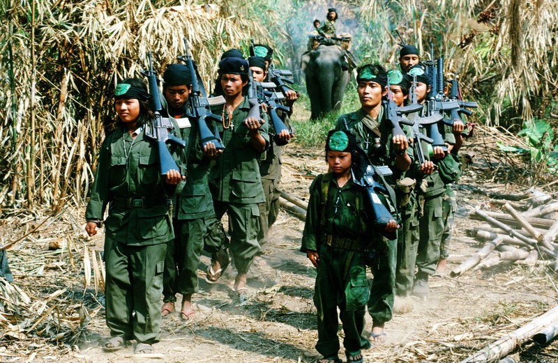 Lực lượng nổi dậy Myanmar bị Ấn Độ cáo buộc thay mặt Trung Quốc hỗ trợ cho lực lượng phản loạn ly khai chống chính phủ (Ảnh: Dwnews). Lực lượng nổi dậy Myanmar bị Ấn Độ cáo buộc thay mặt Trung Quốc hỗ trợ cho lực lượng phản loạn ly khai chống chính phủ (Ảnh: Dwnews).