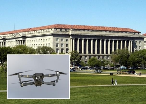 Hãng sản xuất máy bay không người lái cỡ nhỏ hàng đầu thế giới DJI cũng bị đưa vào Entity List (Ảnh: Dongfang).