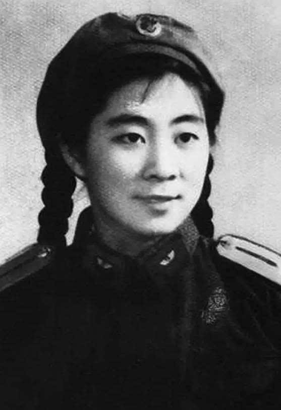 Lâm Đậu Đậu (Lâm Lập Hằng) thời trẻ (Ảnh: kanlishi).