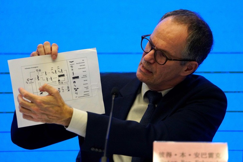 Ông Embarek trong cuộc họp báo hôm 9/2 (Ảnh: AP). Ông Embarek trong cuộc họp báo hôm 9/2 (Ảnh: AP).