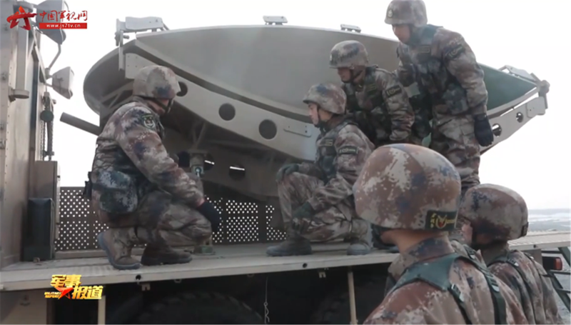 Lữ đoàn được trang bị công nghệ cao (Ảnh: CCTV/Đa Chiều).