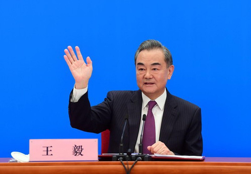 Ngoại trưởng Trung Quốc Vương Nghị tỏ ra mềm mỏng khi nói về "Luật Hải cảnh" của Trung Quốc (Ảnh: Tân Hoa xã). Ngoại trưởng Trung Quốc Vương Nghị tỏ ra mềm mỏng khi nói về "Luật Hải cảnh" của Trung Quốc (Ảnh: Tân Hoa xã).