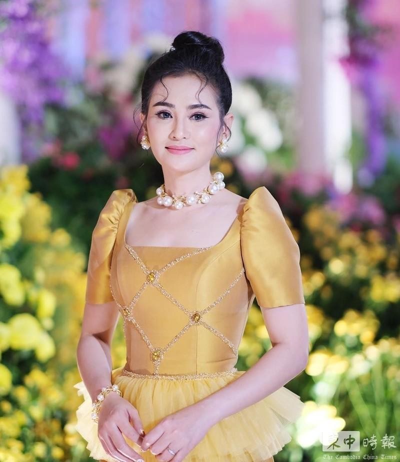 Nữ ca sĩ Sokun Nisa (Ảnh: Thời báo Campuchia). Nữ ca sĩ Sokun Nisa (Ảnh: Thời báo Campuchia).