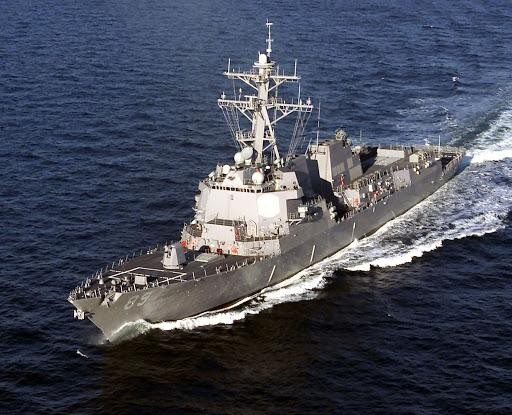Khu trục hạm USS Mustin DDG-89 (Ảnh: Đa Chiều).