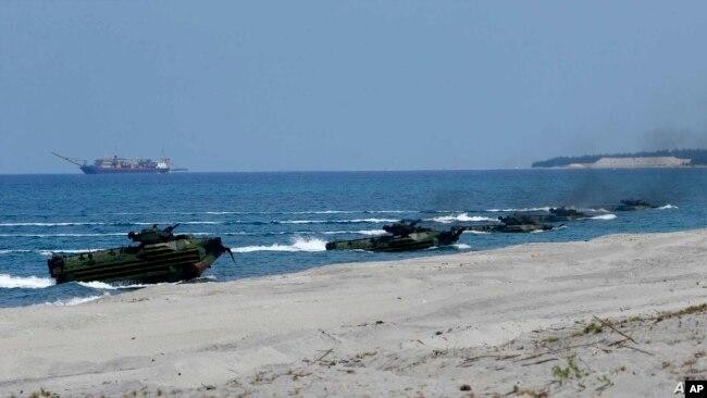 Quân đội Mỹ và Philippines diễn tập chung Balikatan năm 2019 (Ảnh: AP).