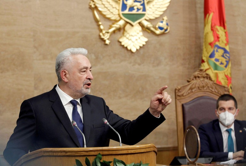 Ông Zdravko Krivokapic, Thủ tướng mới của Montenegro tuyên thệ ngày 4/12/2020 ngày càng xích gần EU (Ảnh:Reuters).