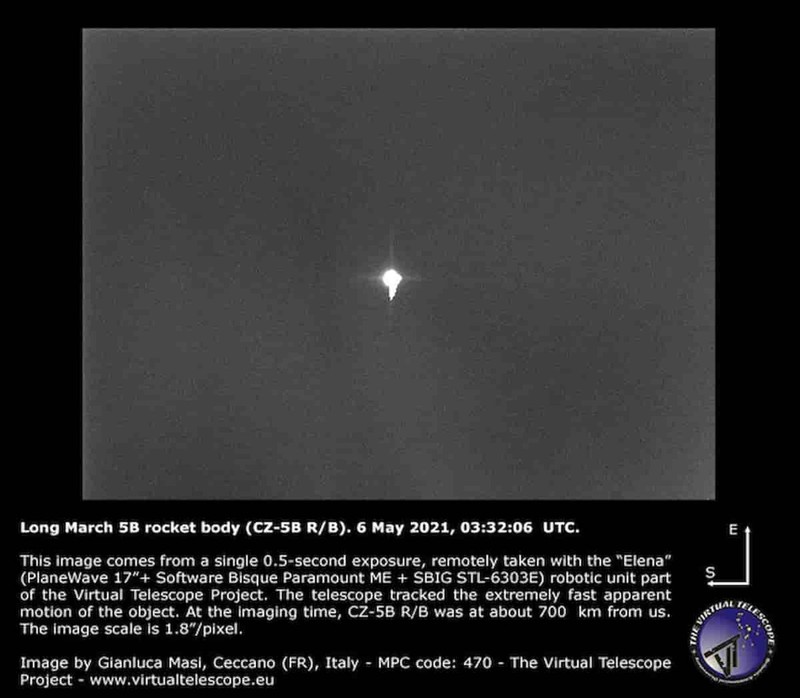 Ảnh chụp khoang đẩy tên lửa Trường Chinh - 5B đang rơi hôm 6/5 (Ảnh: virtualtelescope.eu)