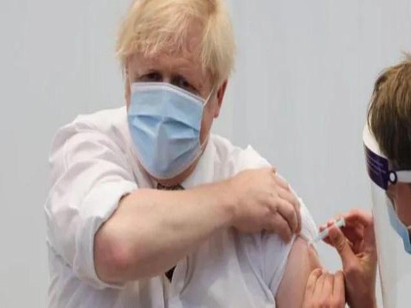 Thủ tướng Anh Boris Johnson tiêm vaccine AstraZeneca (Ảnh: Reuters). Thủ tướng Anh Boris Johnson tiêm vaccine AstraZeneca (Ảnh: Reuters).