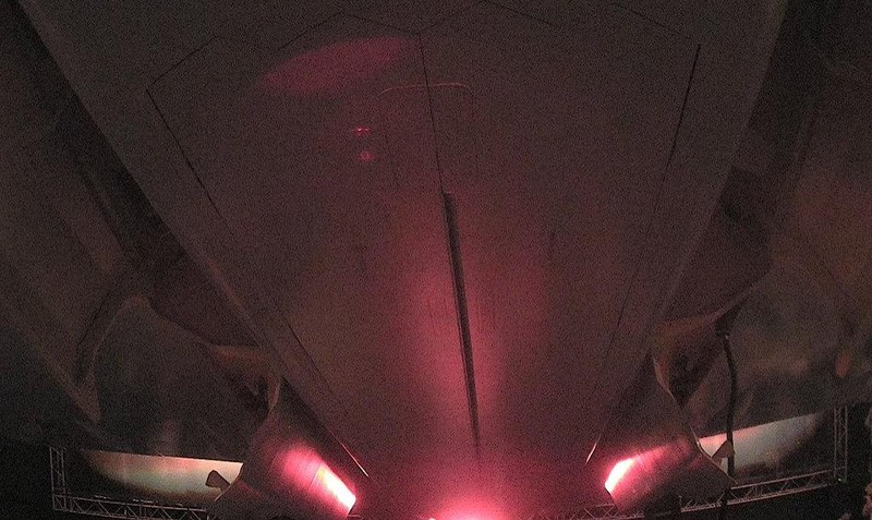 Vũ khí được giấu kín trong khoang bụng để tăng khả năng tàng hình (Ảnh: 163). Vũ khí được giấu kín trong khoang bụng để tăng khả năng tàng hình (Ảnh: 163).