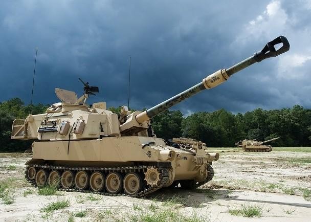 Mỹ cho rằng việc họ bán các pháo tự hành M109A6 sẽ giúp tăng cường khả năng phản ứng nhanh và hỗ trợ hỏa lực của lực lượng mặt đất của Đài Loan (Ảnh: Dongfang). Mỹ cho rằng việc họ bán các pháo tự hành M109A6 sẽ giúp tăng cường khả năng phản ứng nhanh và hỗ trợ hỏa lực của lực lượng mặt đất của Đài Loan (Ảnh: Dongfang).