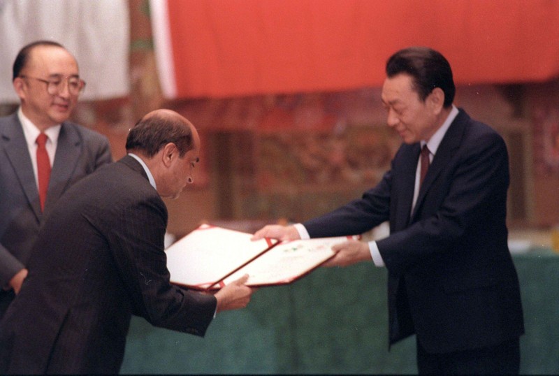 Thị trưởng Bắc Kinh Trần Hy Đồng gặp các quan chức ngoại giao nước ngoài (Ảnh: VCG).