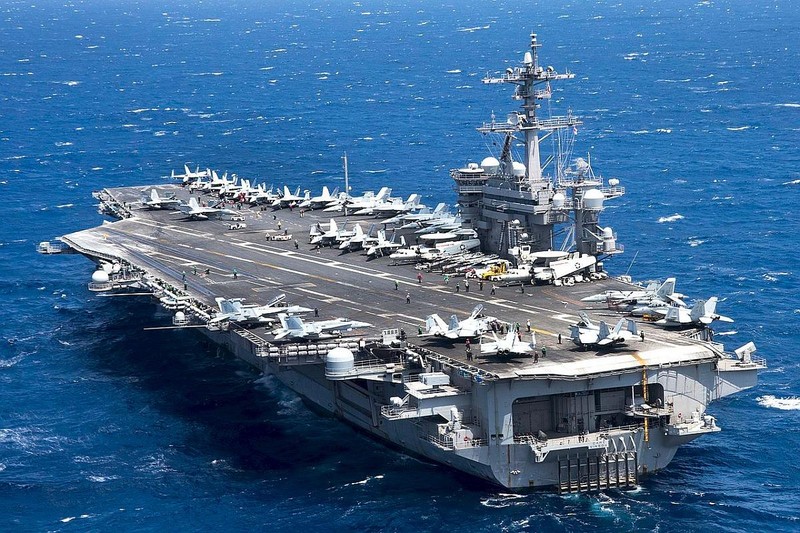 Tàu sân bay USS Carl Vinson hiện đang có mặt trên Biển Đông (Ảnh: USNavy). Tàu sân bay USS Carl Vinson hiện đang có mặt trên Biển Đông (Ảnh: USNavy).