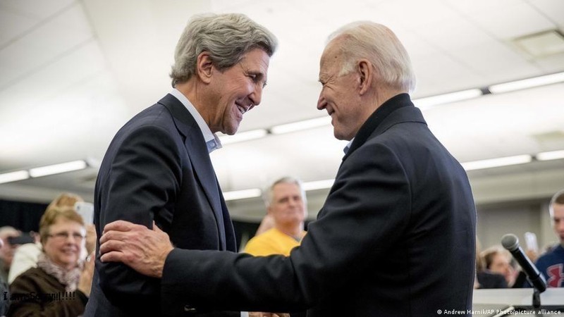 Sau khi vào Nhà Trắng, ông Joe Biden đã bổ nhiệm cựu Ngoại trưởng John Kerry làm Đặc phái viên về khí hậu (Ảnh: AP).