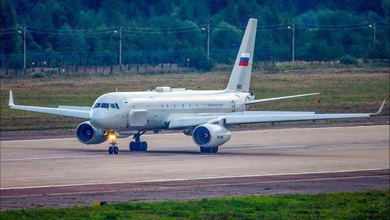 Máy bay trinh sát điện tử Tu-214R (Ảnh Sohu).