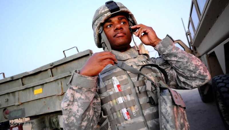 Một lính không quân ở Iraq mang trang phục chống đạn (Ảnh: taskandpurpose). Một lính không quân ở Iraq mang trang phục chống đạn (Ảnh: taskandpurpose).